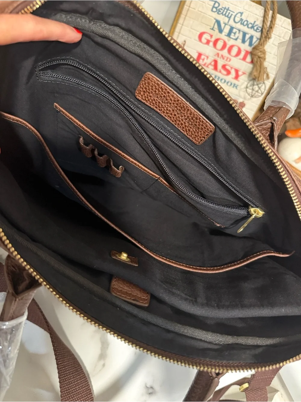 Like NWOT Mark & Graham Harvey Brown Leather Men’s Briefcase with monogram AFC